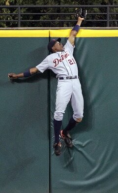 Curtis Granderson Robs Home Run