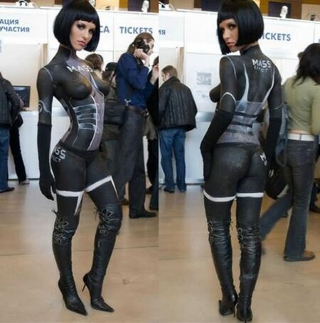 Mass Effect Girl